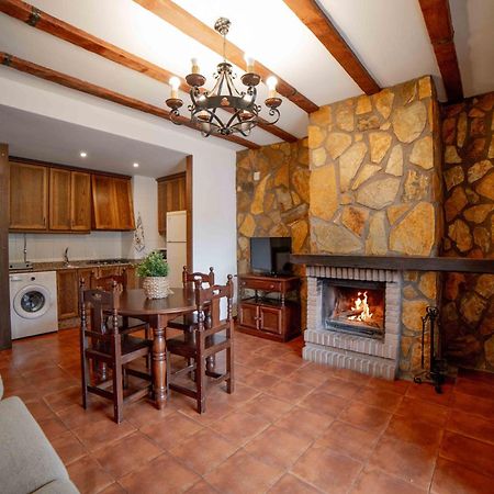 Apartamentos Los Olivos Alcala del Jucar Εξωτερικό φωτογραφία